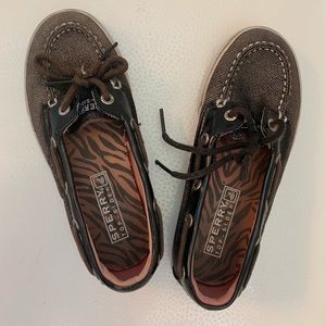 Girls Sperry top siders